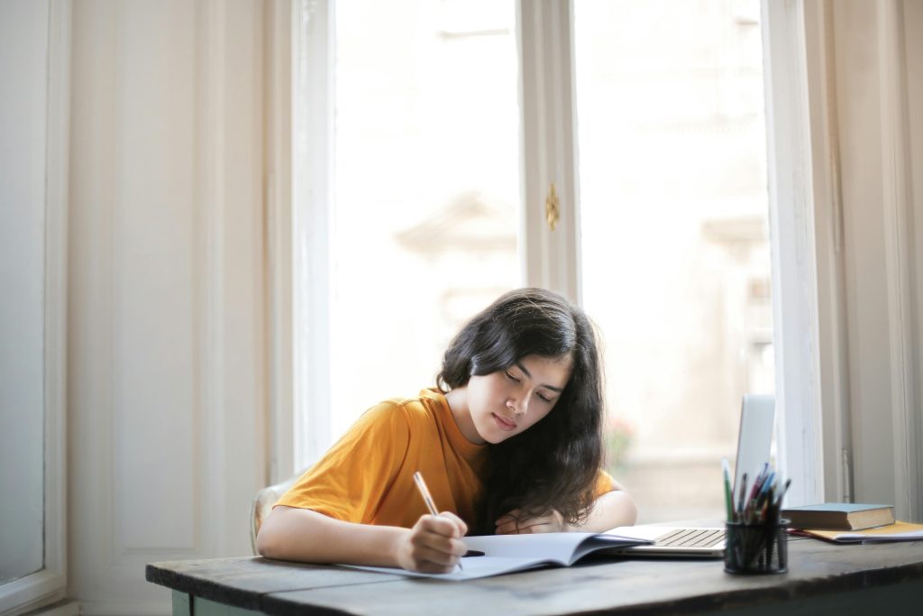 What does Hons Mean? Your Guide to BA Hons Degrees Academic Coaching